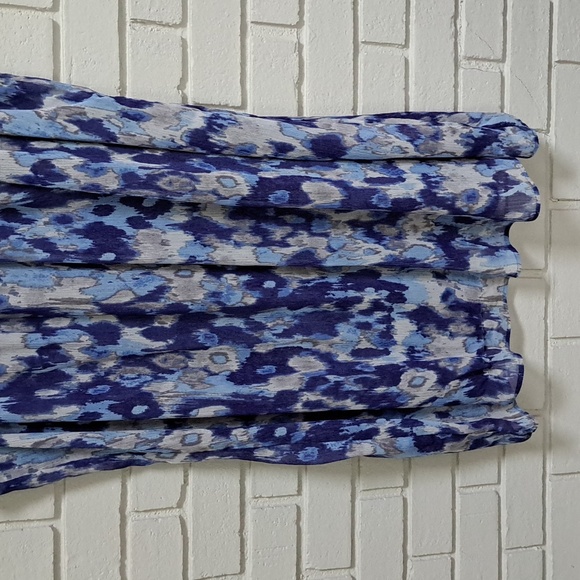 Maggie Barnes Blue/Gray Sleeveless Lined Beaded Neckline Formal Dress. Sz 5X - Picture 3 of 8